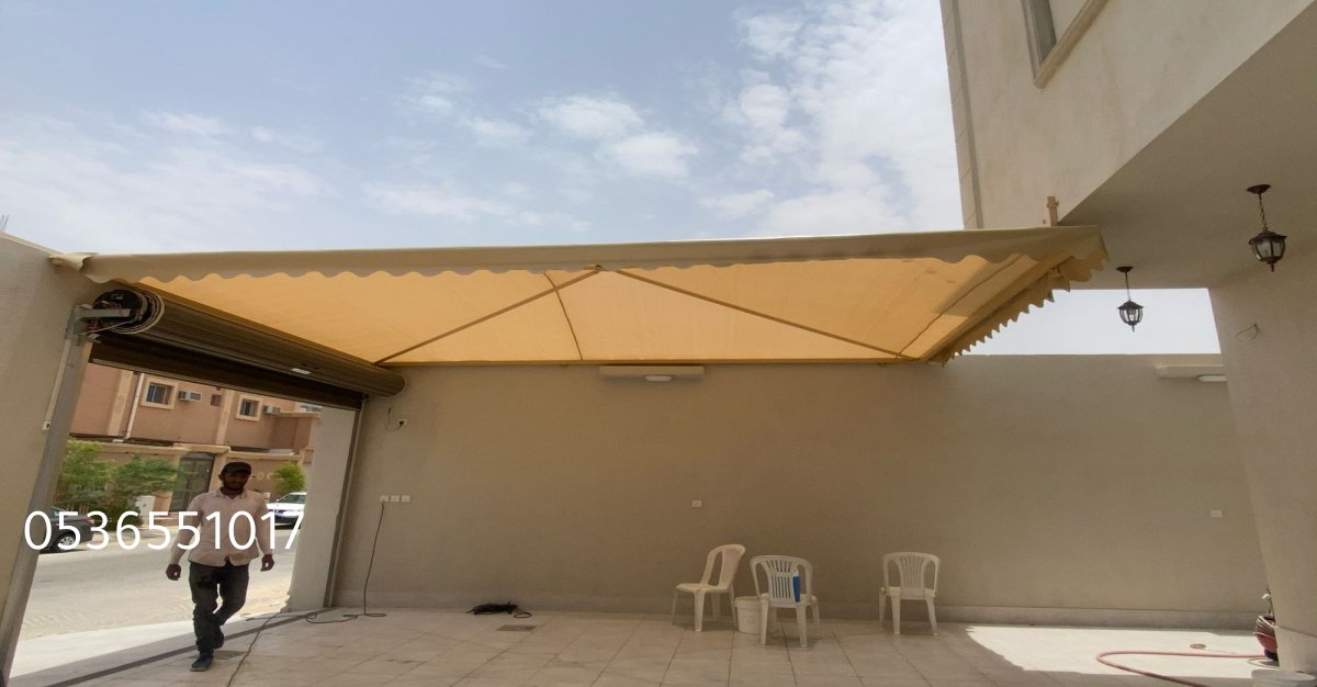 مظلات سيارات في الرياض بتصميم ثابت عالي الجودة لحماية المركبات من أشعة الشمس